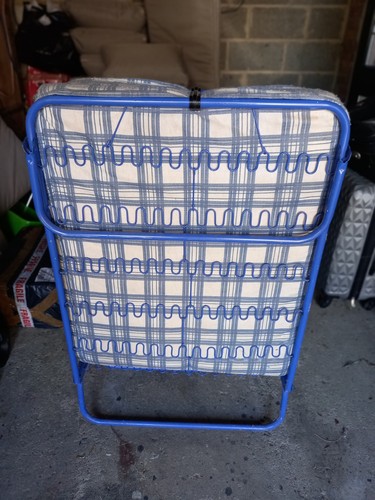 Single size fold - up, bed,